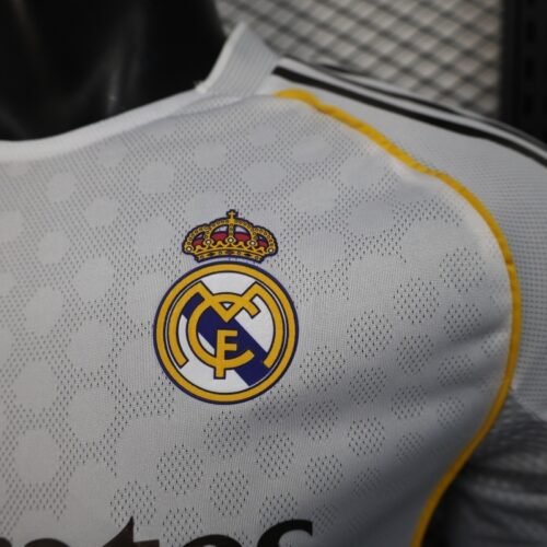 4LONGPLAYEUR Real Madrid 25/26 HOME MANCHE LONGUE PLAYER VERSION