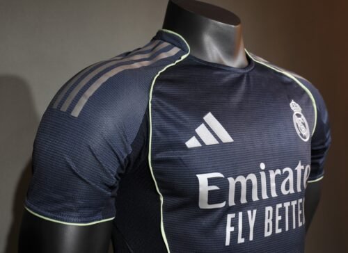 Real Madrid 25/26 AWAY PLAYER VERSION