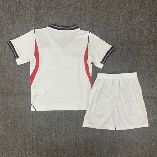 2ANGLETTRE-H Angleterre 26/27 HOME ENFANT