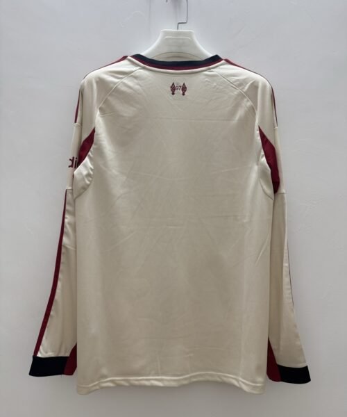 Liverpool 25/26 AWAY MANCHE LONGUE FAN VERSION