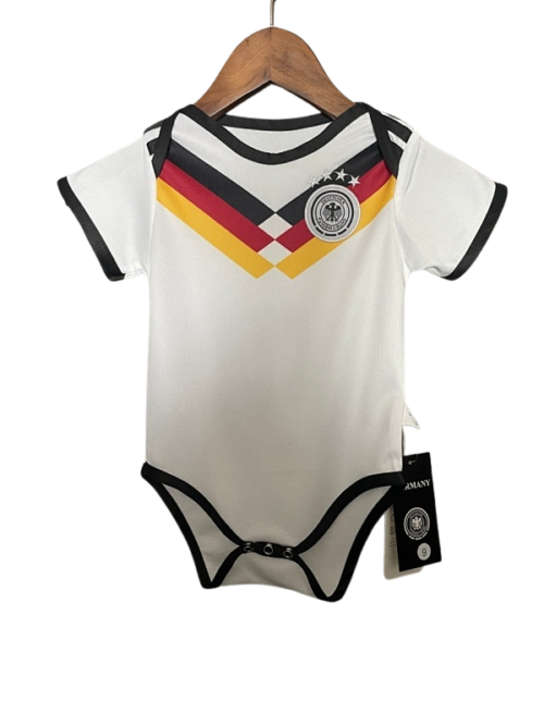 Allemagne 25/26 HOME BÉBÉ