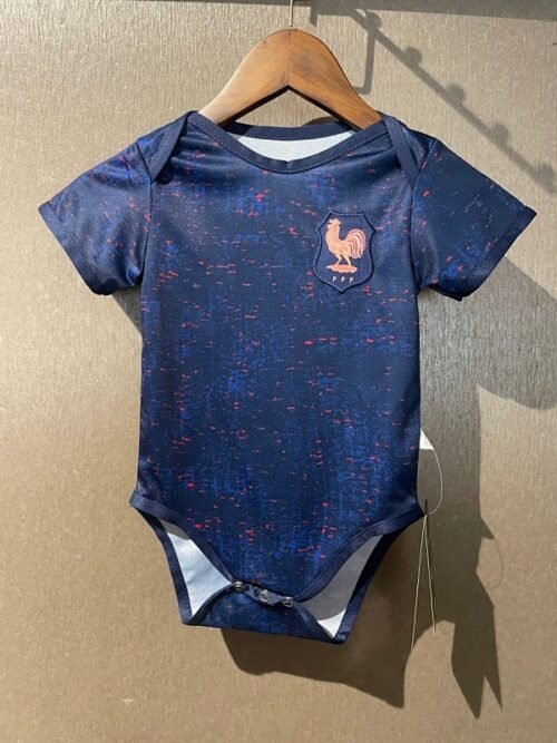 medium France 25/26 HOME BÉBÉ
