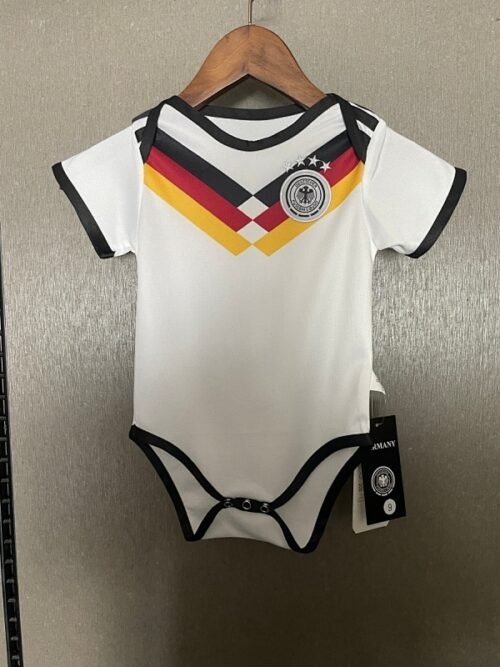 medium Allemagne 25/26 HOME BÉBÉ