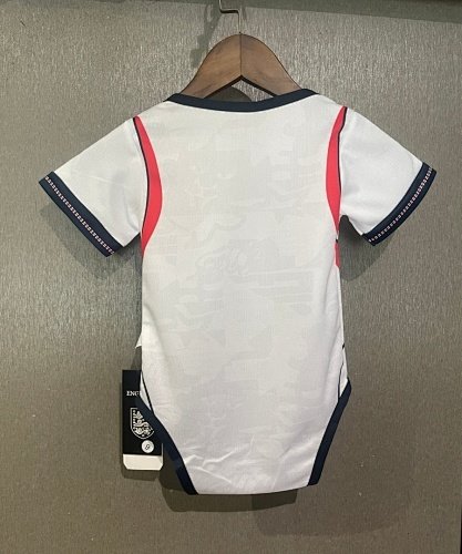 small Angleterre 25/26 HOME BÉBÉ